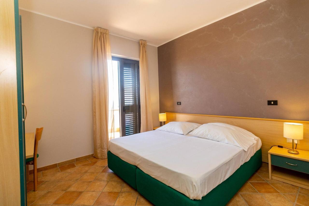 Hotel Federica رياس مارينا المظهر الخارجي الصورة