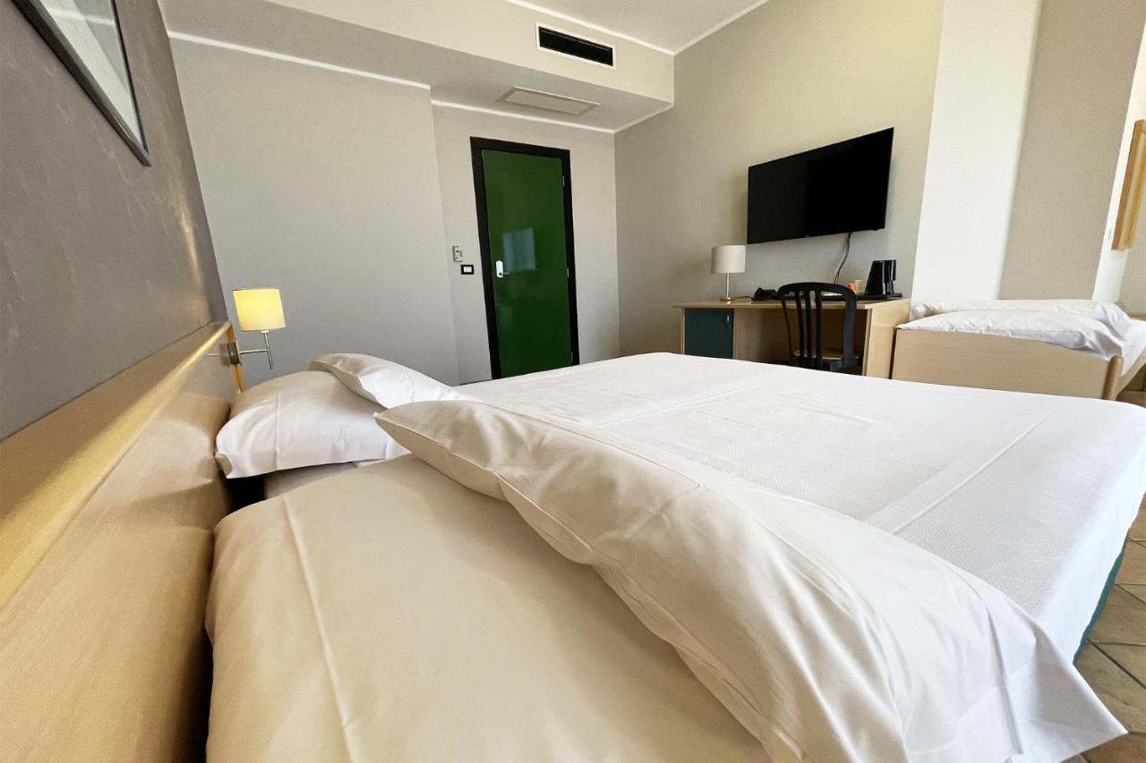 Hotel Federica رياس مارينا المظهر الخارجي الصورة
